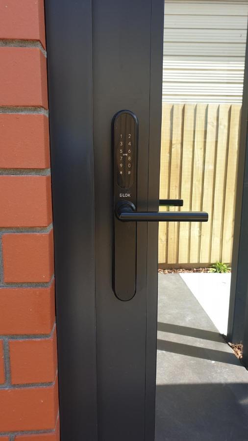 Modern Loft In Christchurch Cbd With Private Courtyard エクステリア 写真